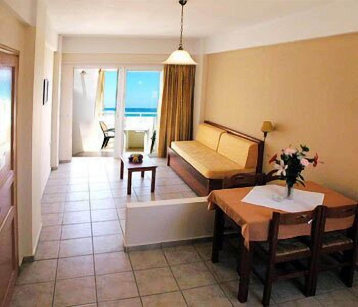 Uzenie All Suites Boutique Resort (Adults Only) Adelianos Kampos Dış mekan fotoğraf