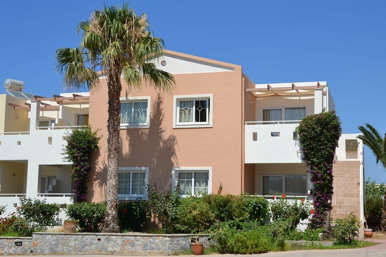 Uzenie All Suites Boutique Resort (Adults Only) Adelianos Kampos Dış mekan fotoğraf